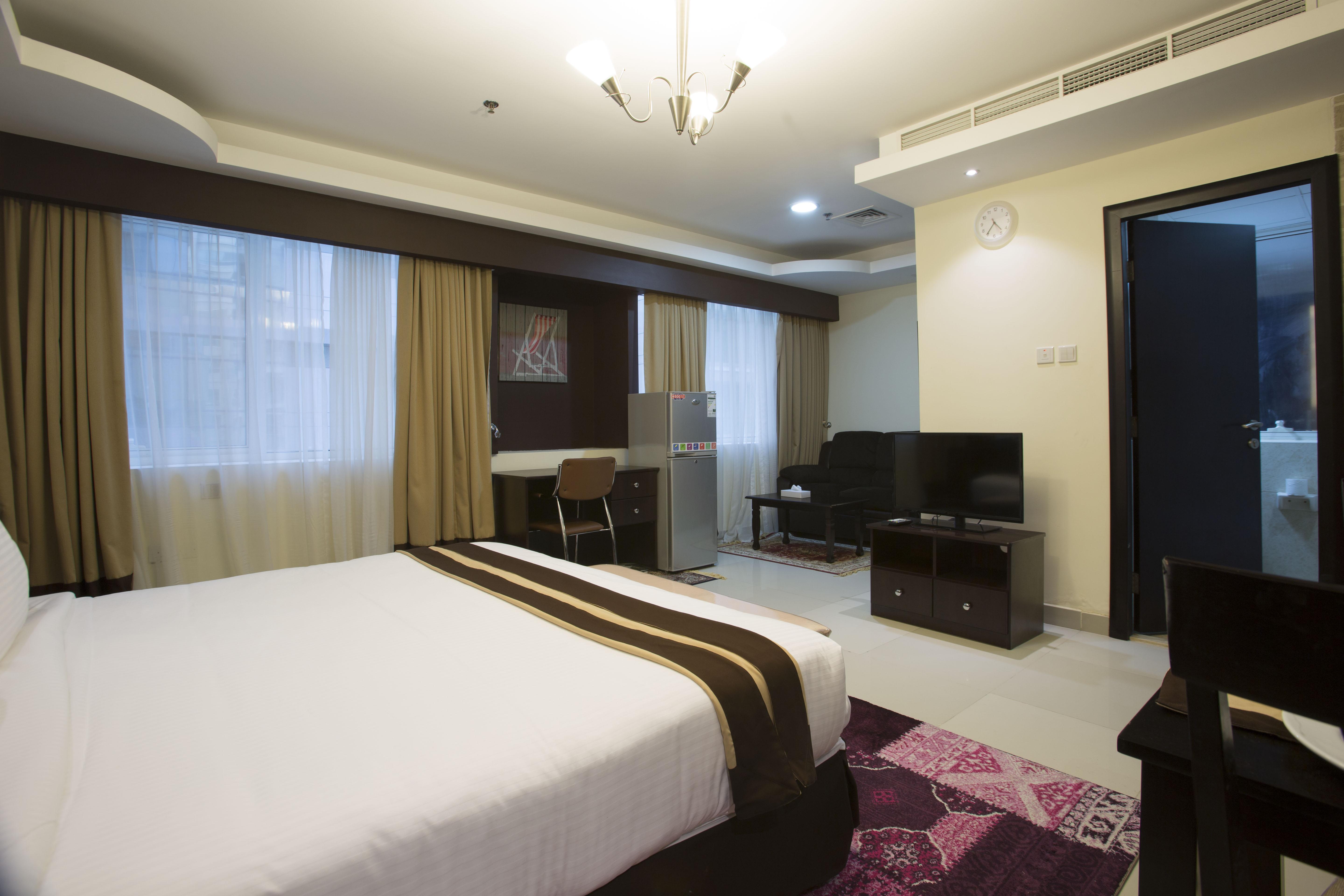 Travellers Hotel Apartment Дубай Экстерьер фото