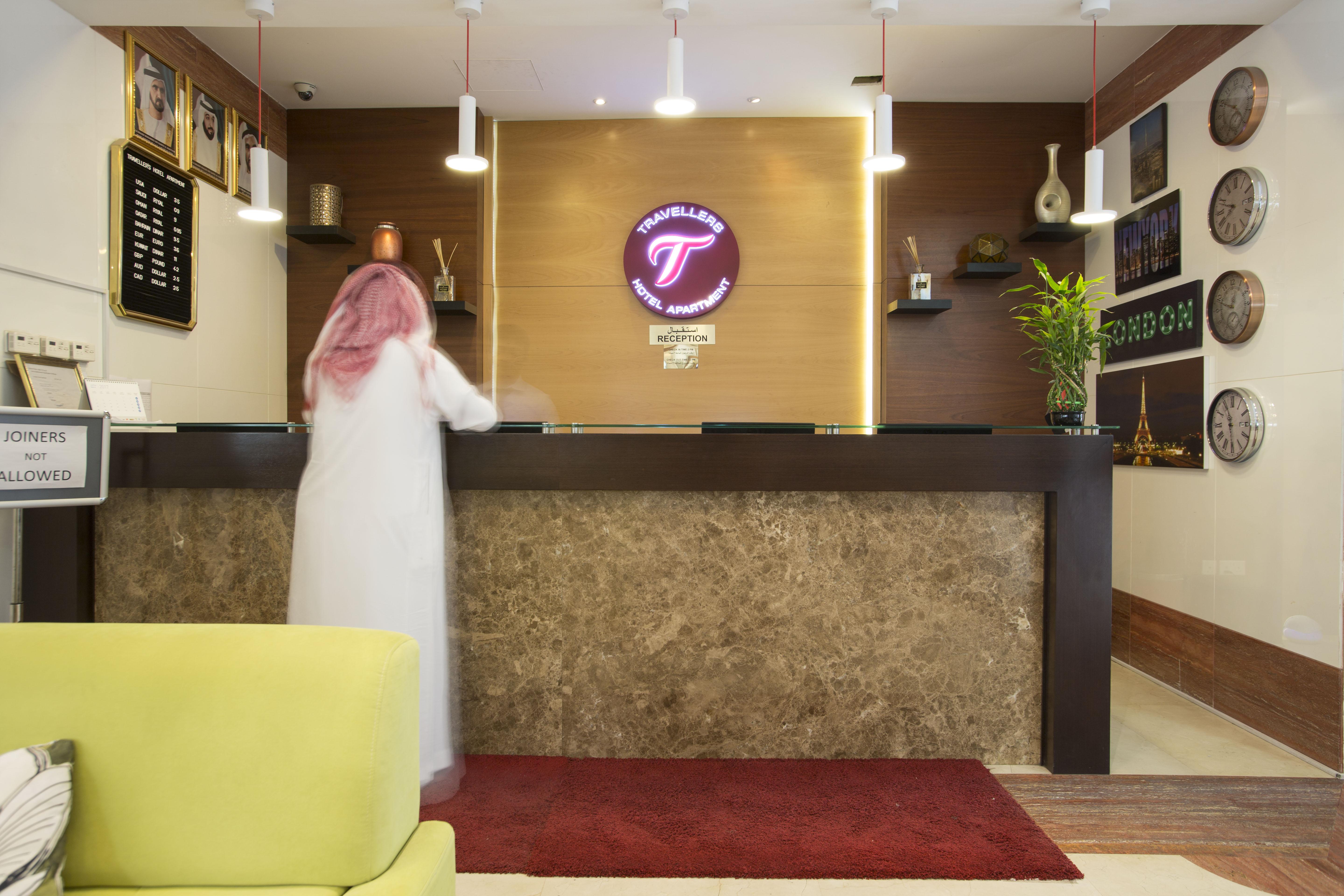 Travellers Hotel Apartment Дубай Экстерьер фото