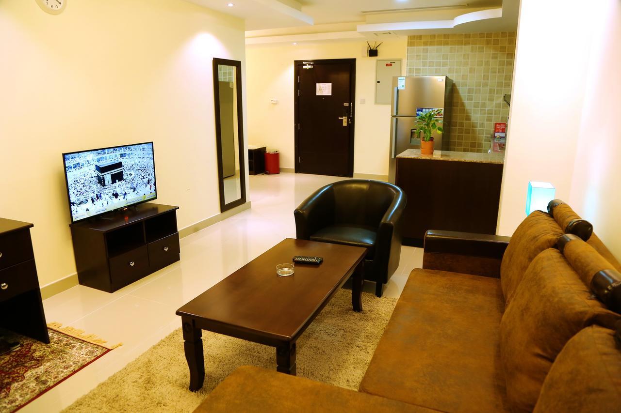Travellers Hotel Apartment Дубай Экстерьер фото