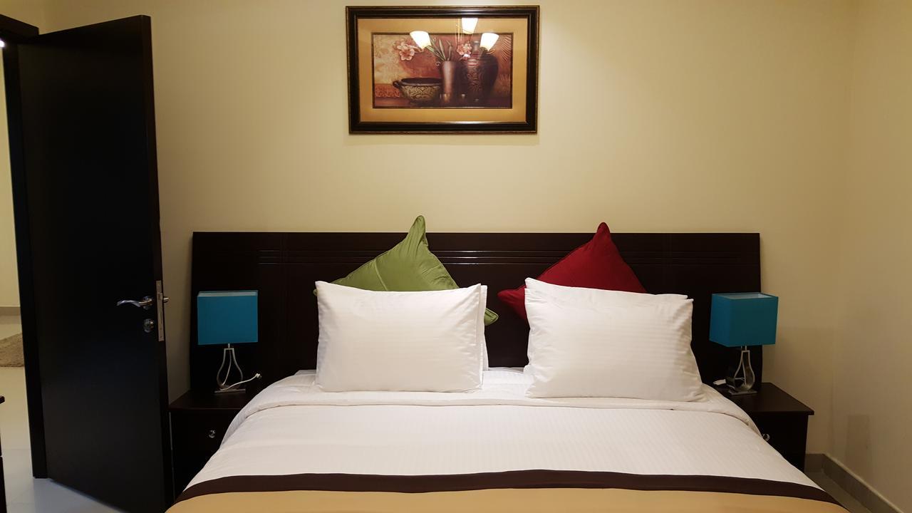 Travellers Hotel Apartment Дубай Номер фото